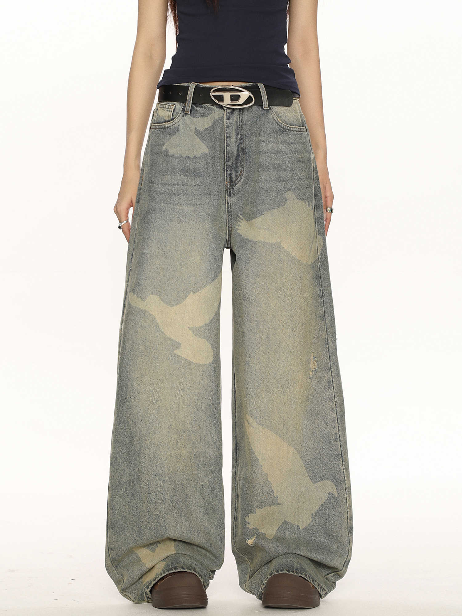 High-grade Pigeon Printed Personalized Chic Jeans
